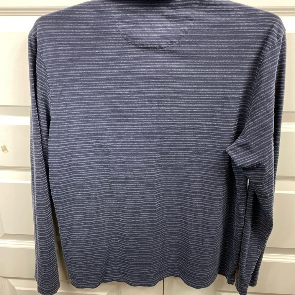UNTUCKit Long Sleeve Pullover Shirt Blue Striped Textured Men’s Large LG - Picture 5 of 5
